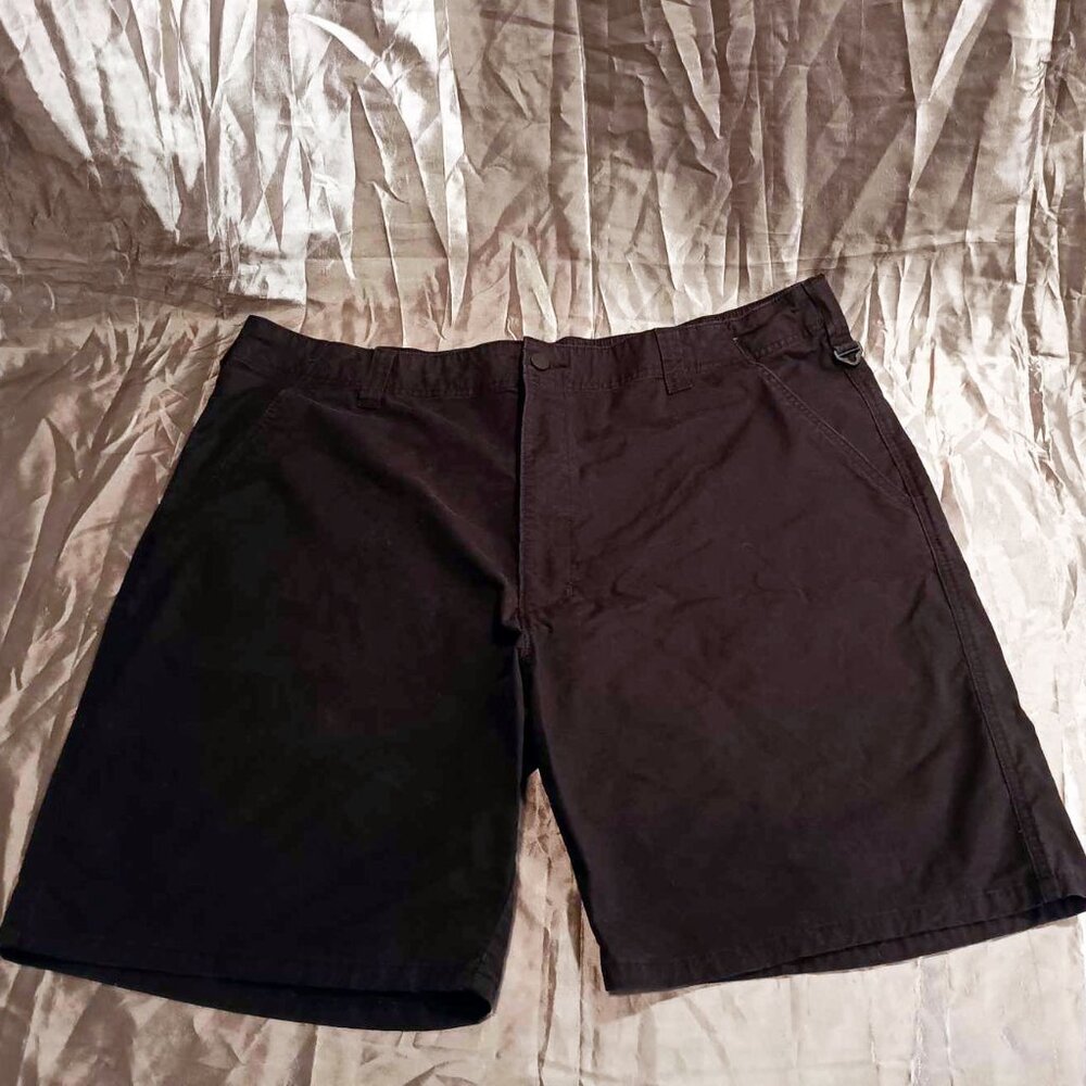 Never worn, men's black Wrangler swim shorts with pockets, one zip -42